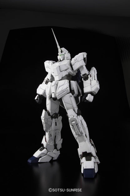 PG Unicorn Gundam + LED Lights